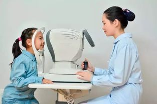 孩子近视度数涨到600度，只因爸妈说了这六句话