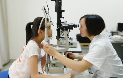 中小学生:科学矫治近视,必须医学验光配镜